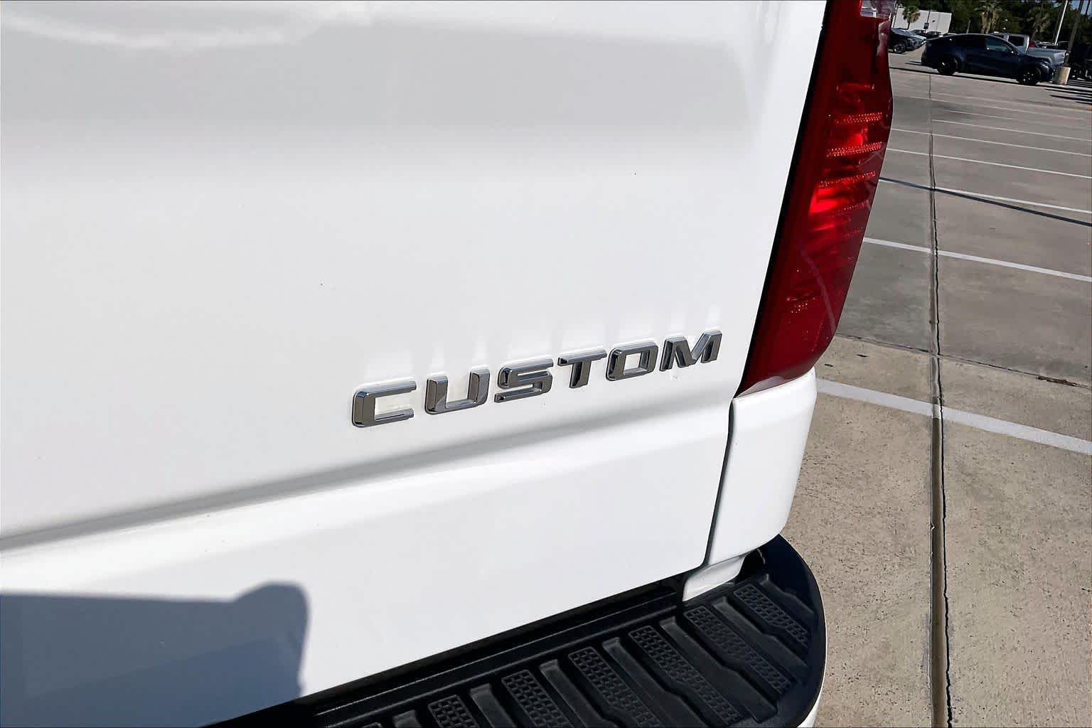 2025 Chevrolet Silverado 1500 Custom - Photo 10