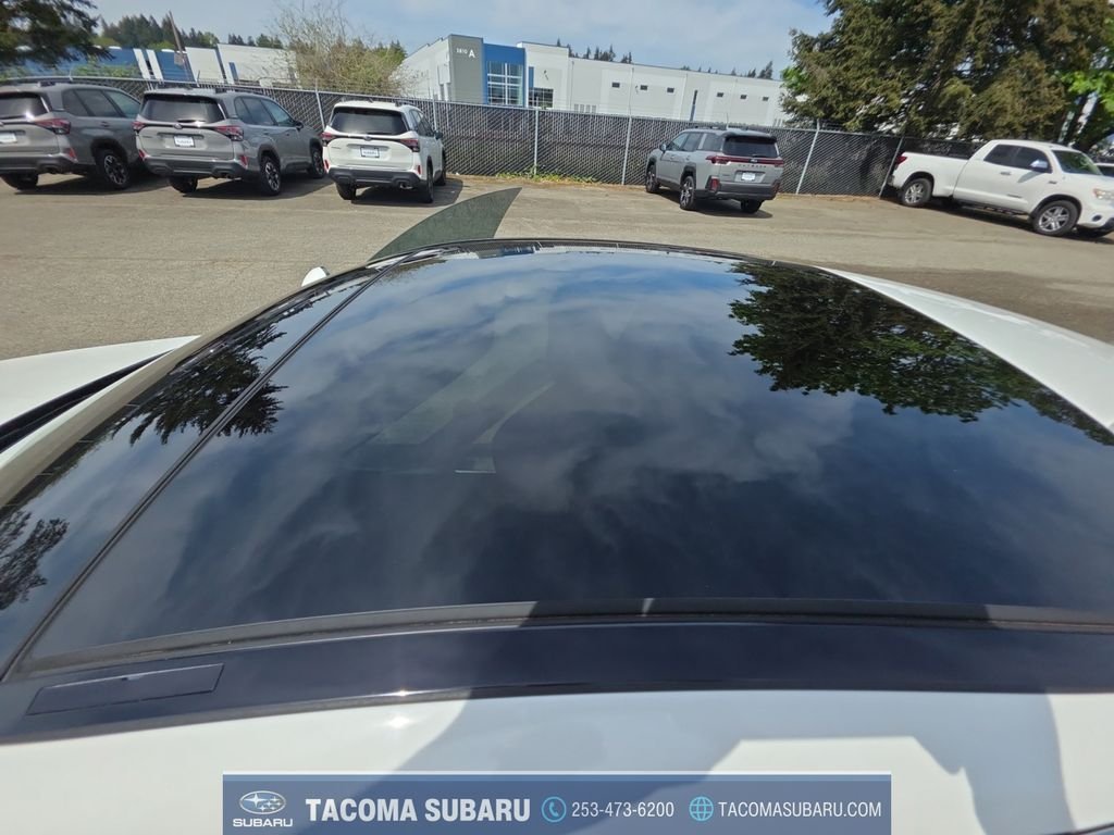 Used 2018 Black Mercedes-Benz E 400 image 24