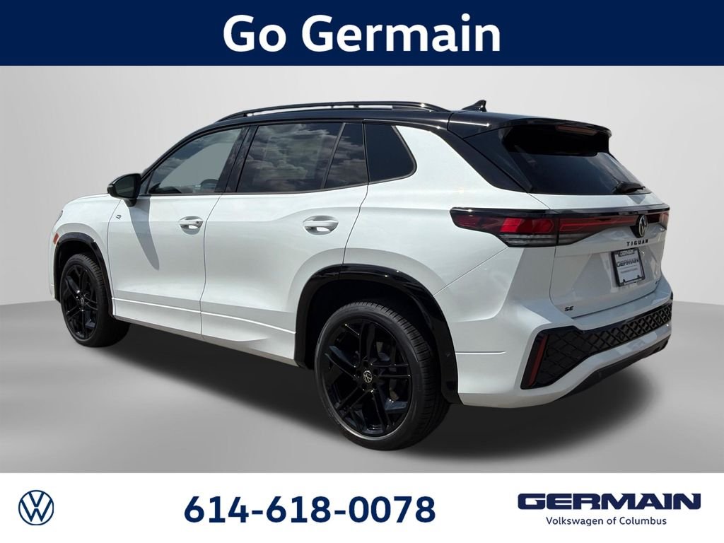 New 2026 Opal White w/Deep Black Roof Volkswagen 2.0T SE R-Line Black image 4