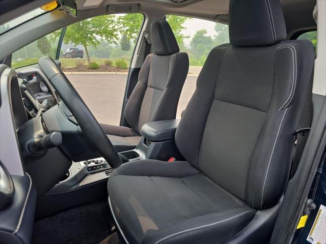 Certified Used 2018 GALACTIC AQUA Toyota Hybrid XLE image 18