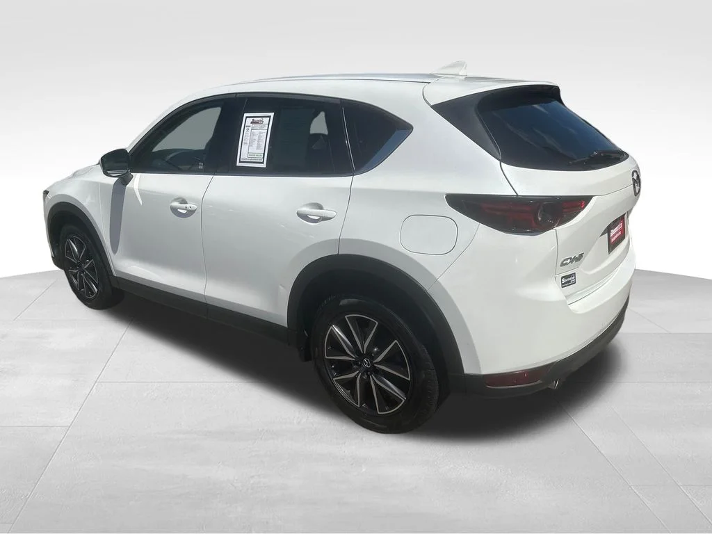 Used 2017 White Mazda Grand Touring image 17