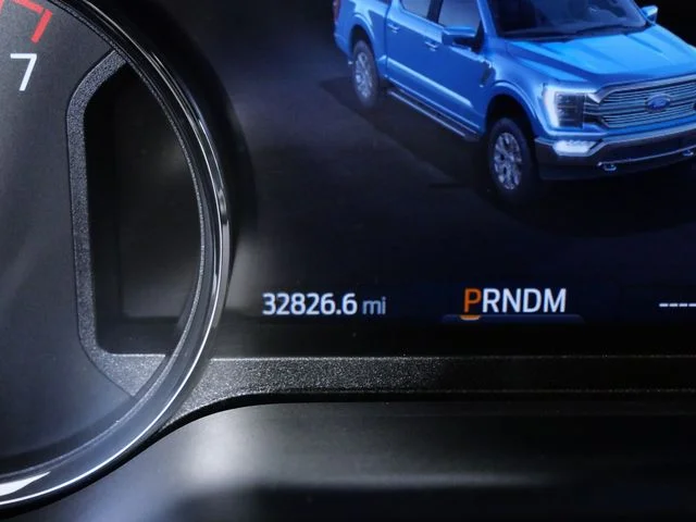 Certified Used 2023 Gray Ford XLT image 22