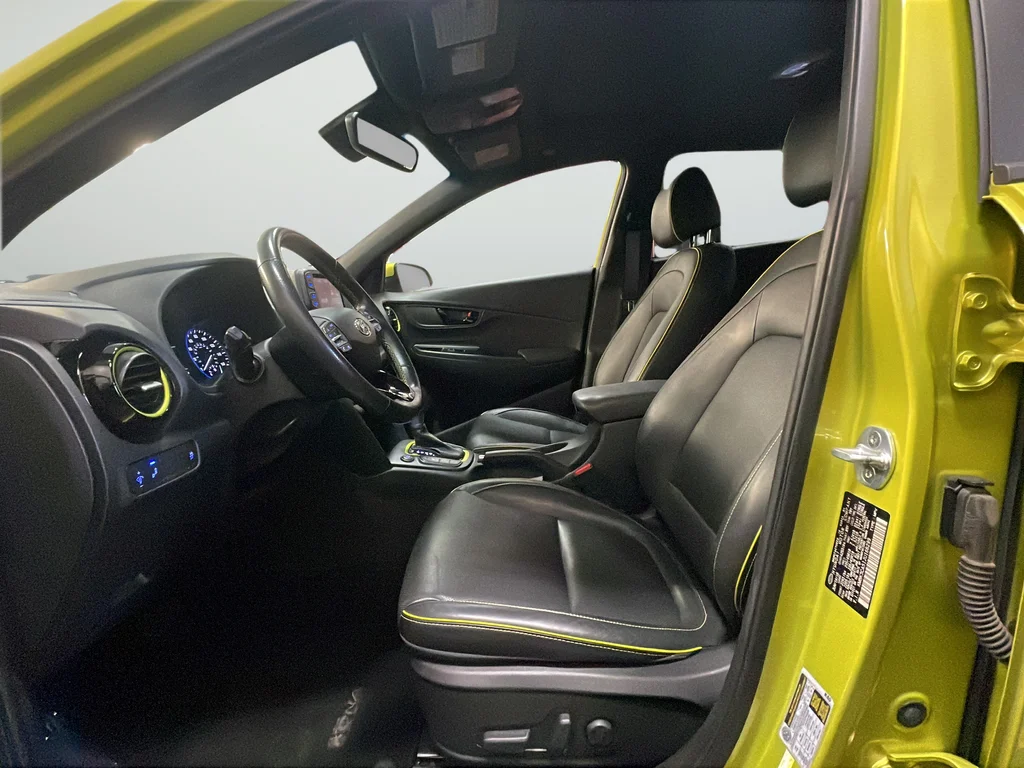 Used 2018 Green Hyundai Limited image 11