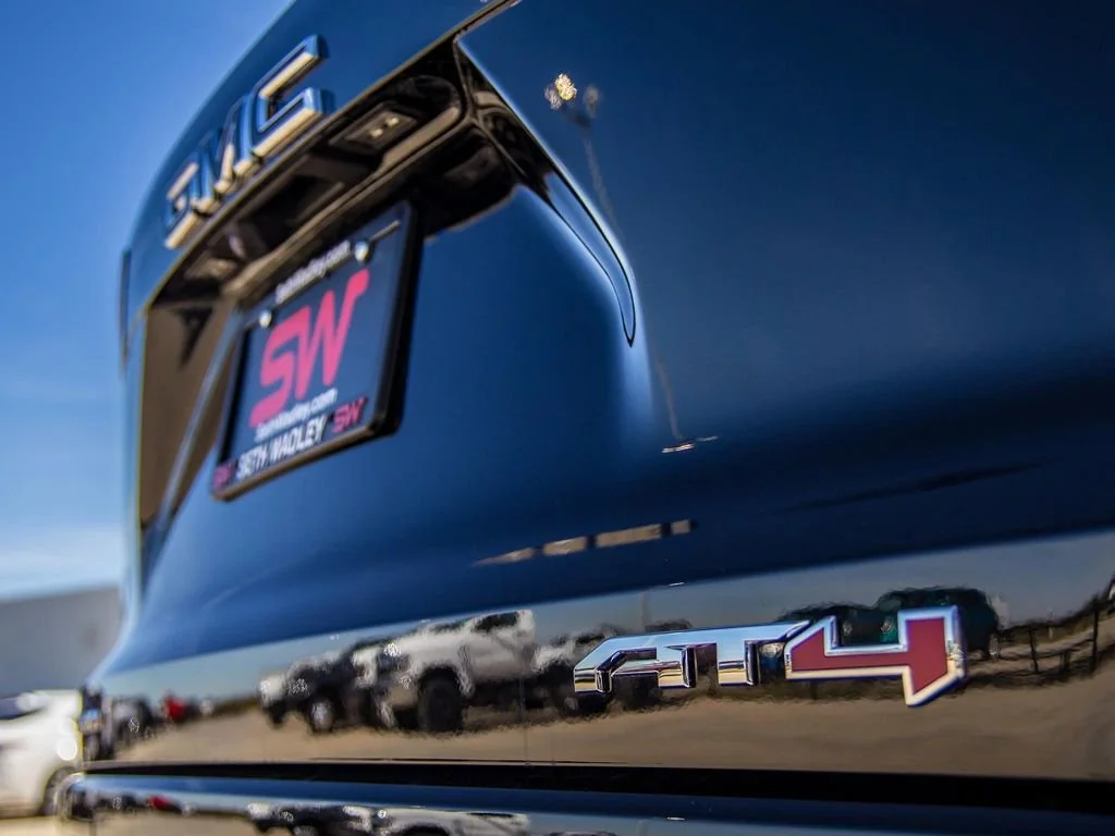 New 2026 Ebony Twilight Metallic GMC AT4 image 10