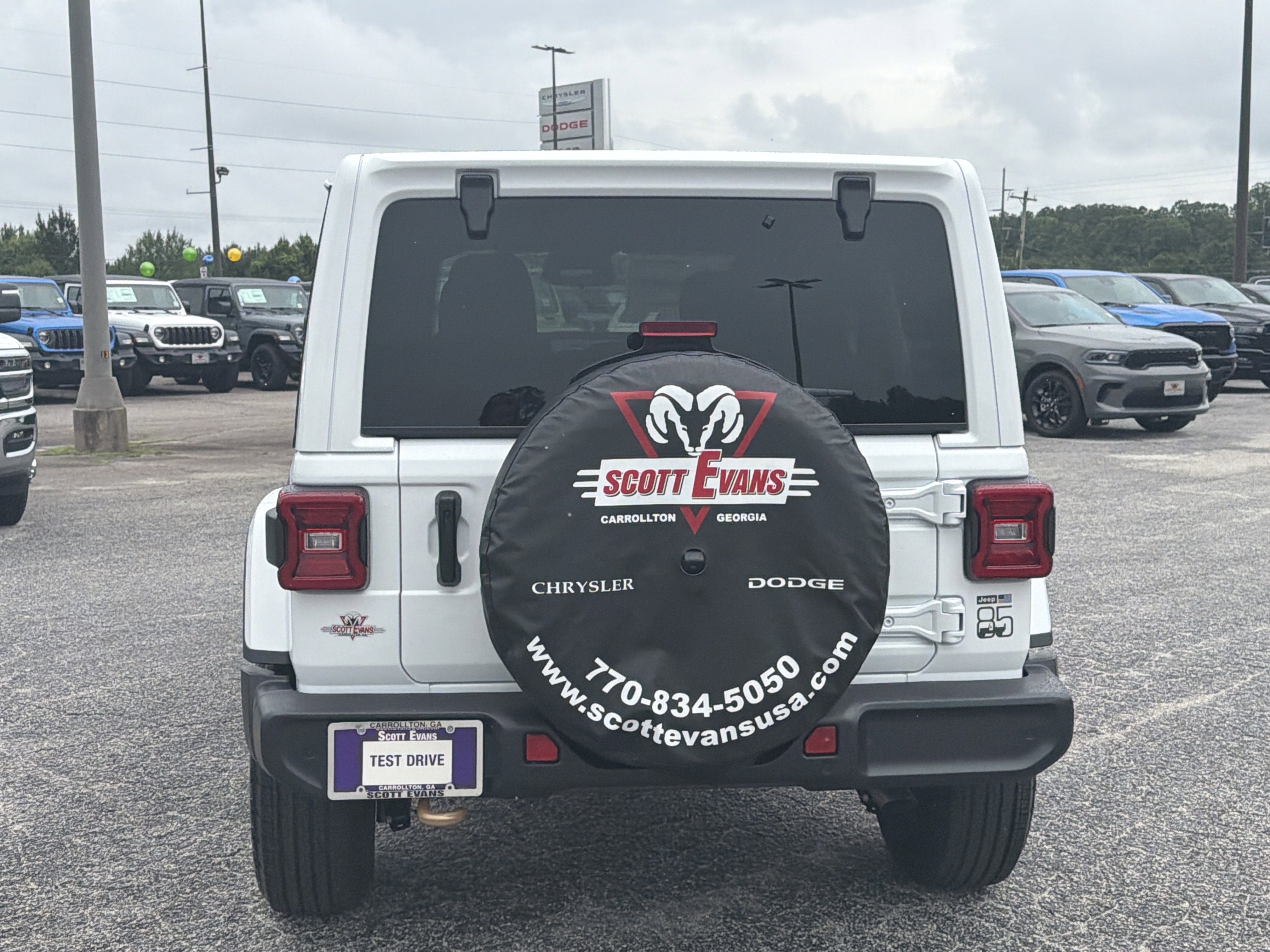 New 2026 Bright White Clear-Coat Exterior Paint Jeep 85th Anniversary image 7