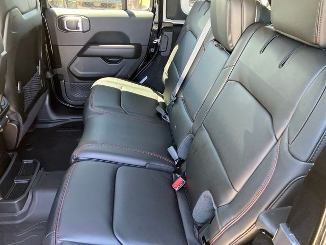 New 2026 Black Clear-Coat Exterior Paint Jeep Rubicon image 25