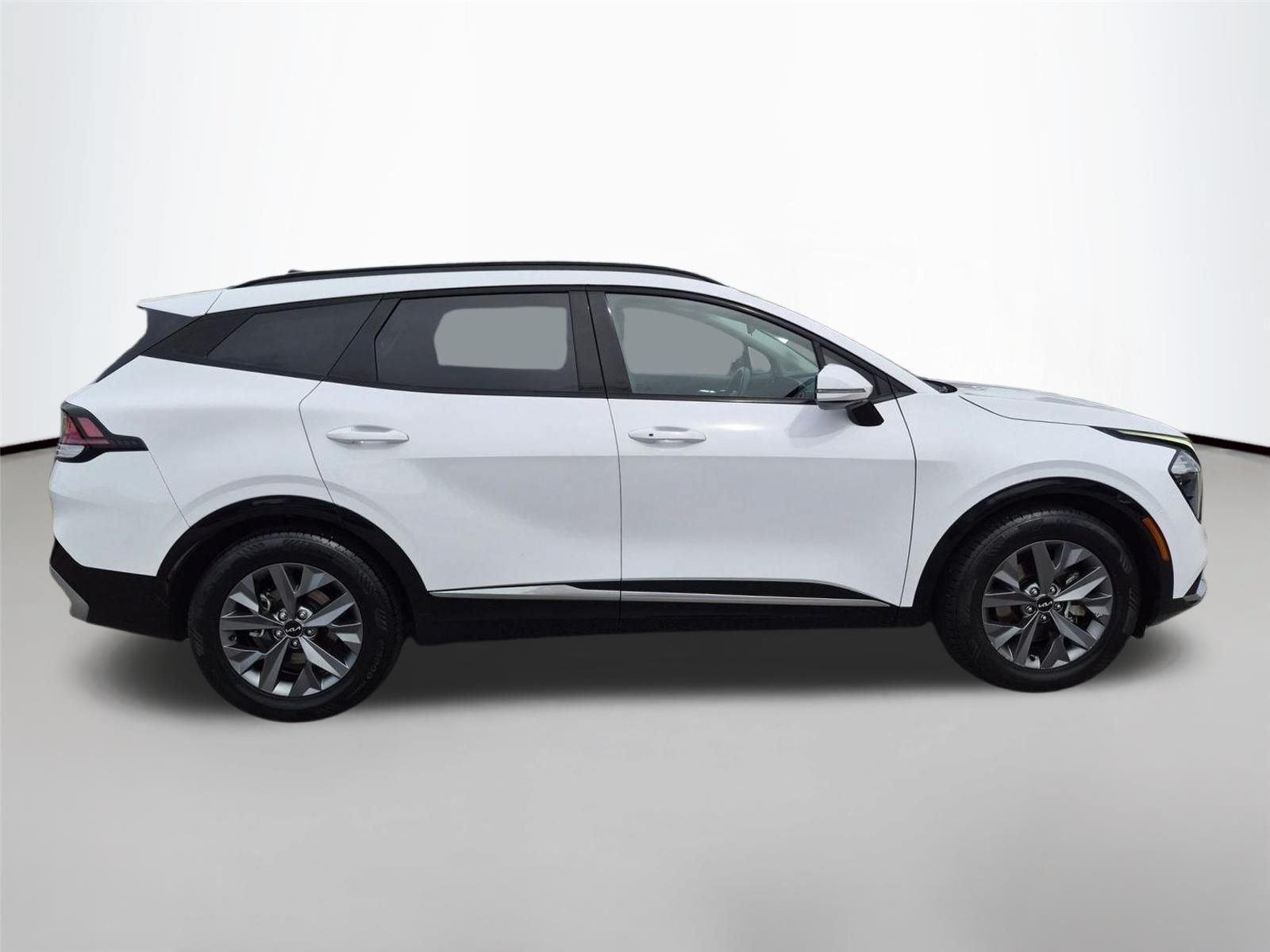 Used 2023 Glacial White Pearl Kia SX image 4