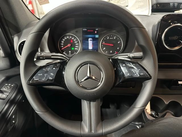 New 2026  Mercedes-Benz Cargo 170 WB image 16