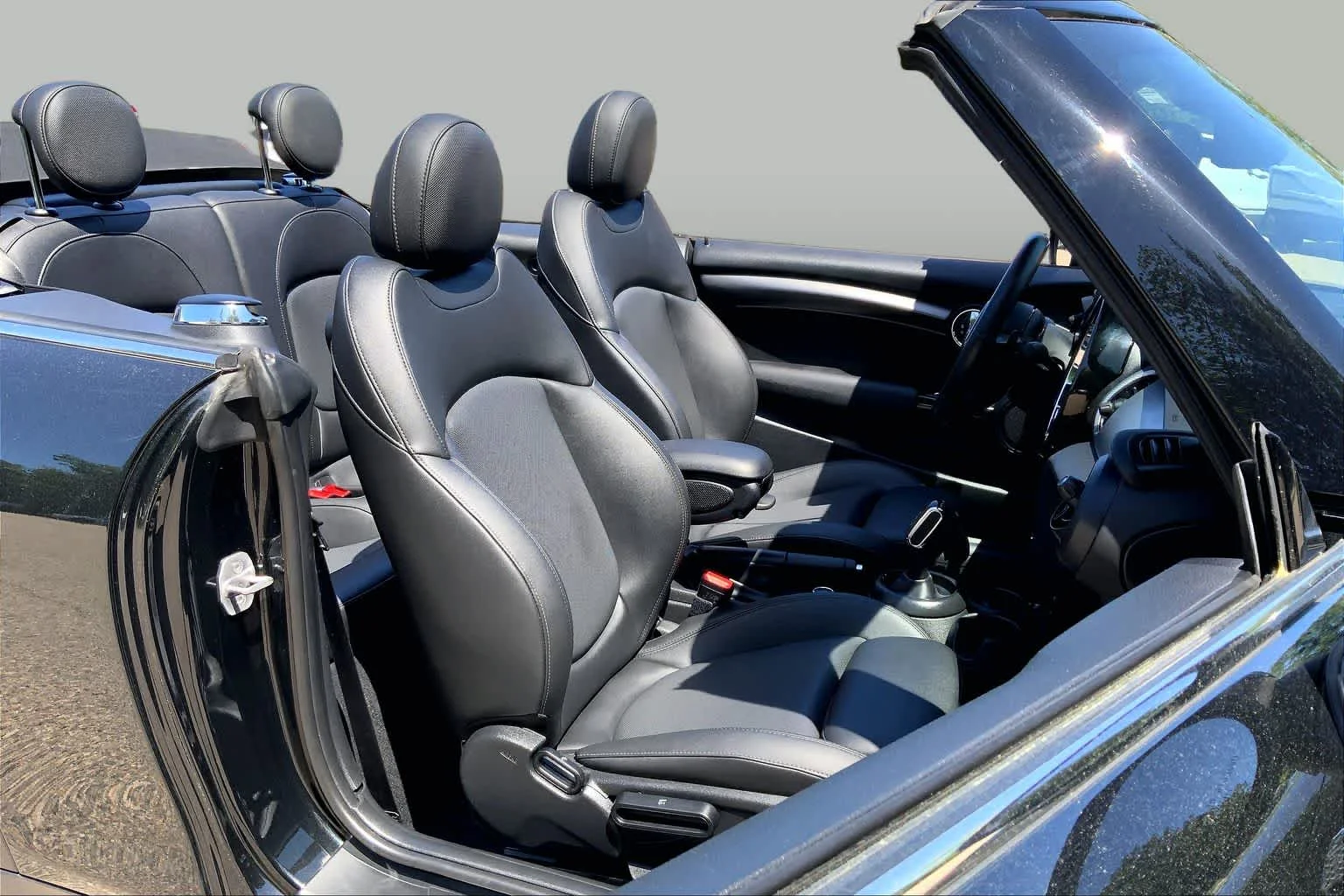 Used 2023 Midnight Black II MINI Cooper S image 8