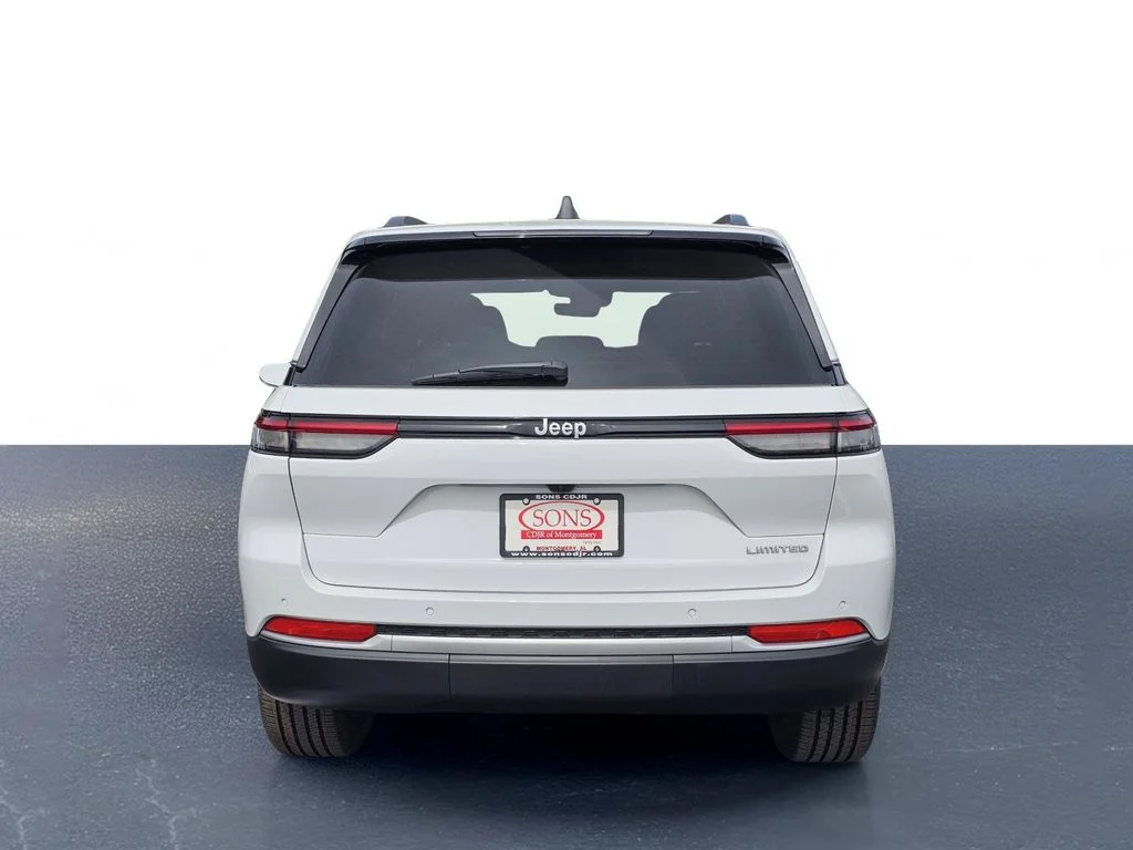 New 2026 Bright White Clear-Coat Exterior Paint Jeep Limited image 11