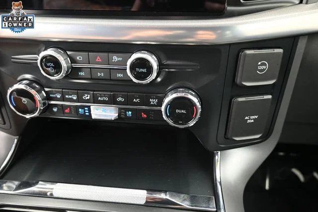 Used 2025 White Ford Lariat image 38