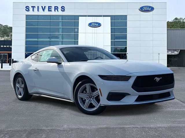 2026 Ford Mustang EcoBoost Fastback's photo