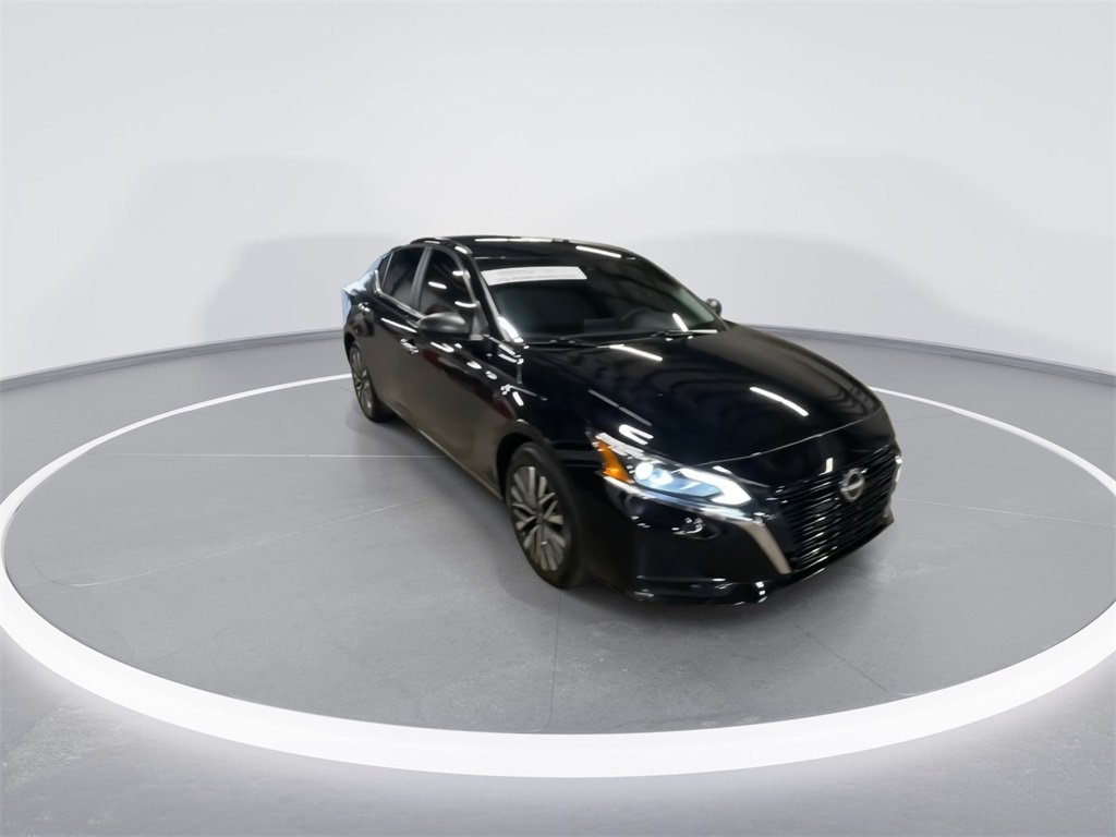 Used 2024 Nissan Altima SV with VIN 1N4BL4DV4RN320067 for sale in Bardstown, KY