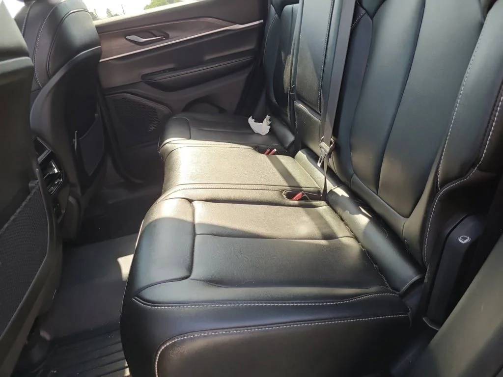 Used 2023 Black Jeep Limited image 9