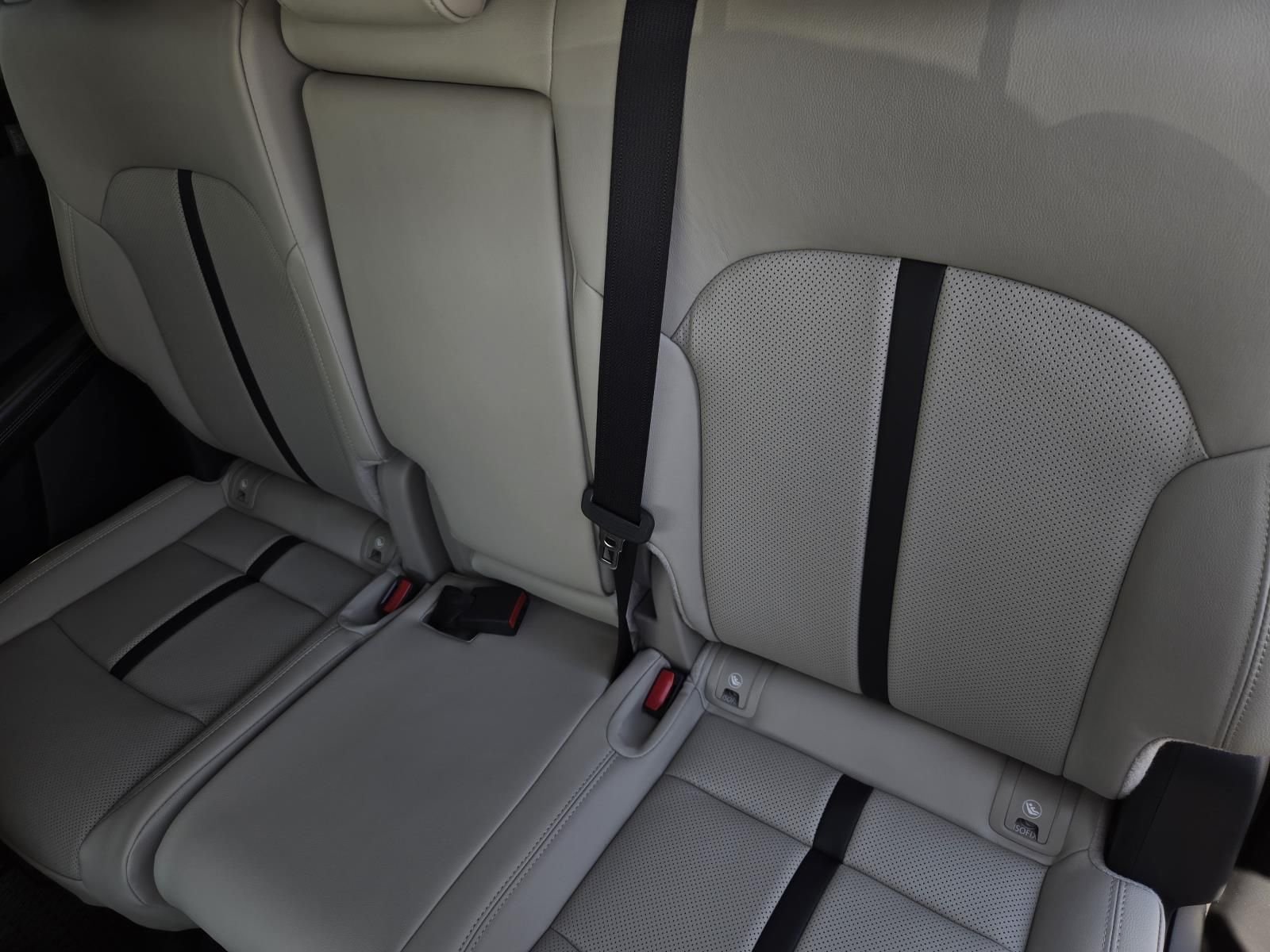 2026 Mazda CX-90 Preferred Package - Photo 12
