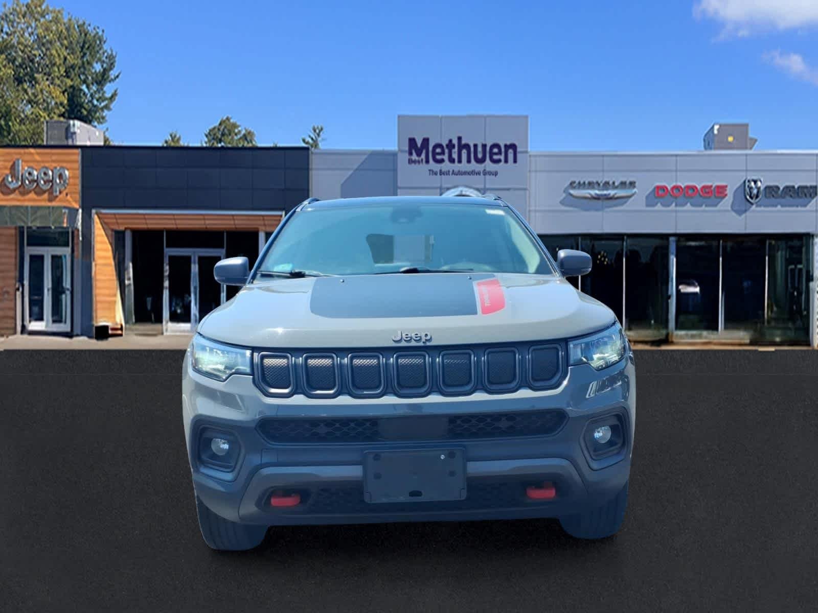 Used 2022 Sting-Gray Clearcoat Jeep Trailhawk image 2
