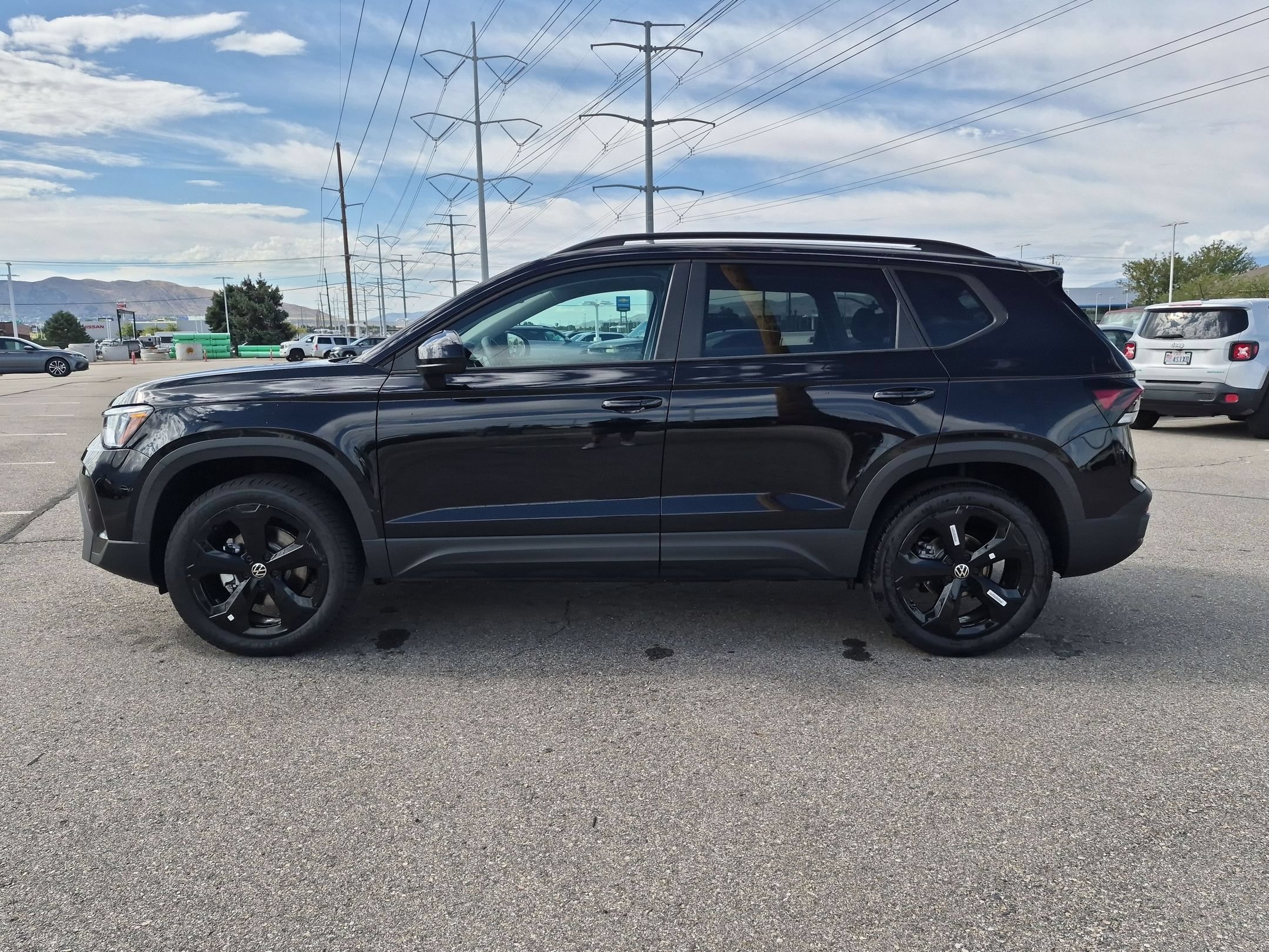 New 2026 Deep Black Pearl Volkswagen SE Black image 7