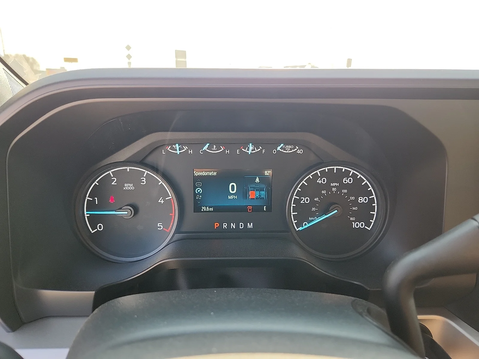 New 2027 Oxford White Ford XLT image 22