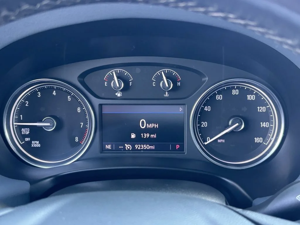 Used 2023 Includes Spectra Gray lower exterior accent color.) Buick Essence image 33