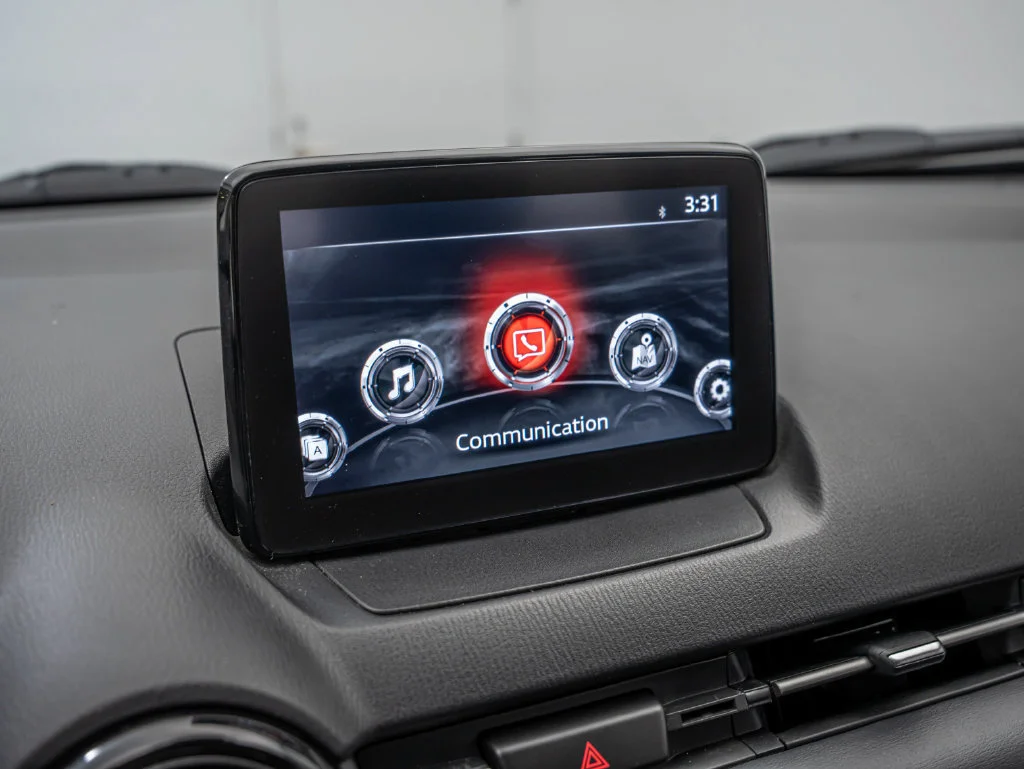 Used 2019 Ceramic Metallic Mazda Touring image 29