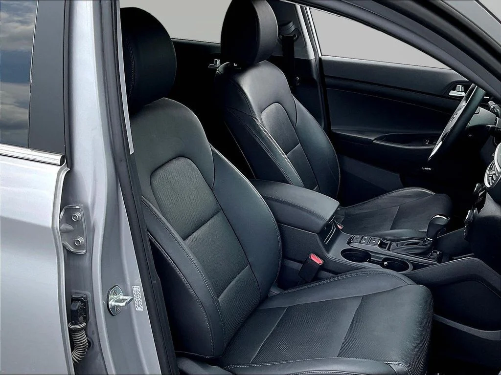 Certified Used 2020 Silver Hyundai Ultimate image 31