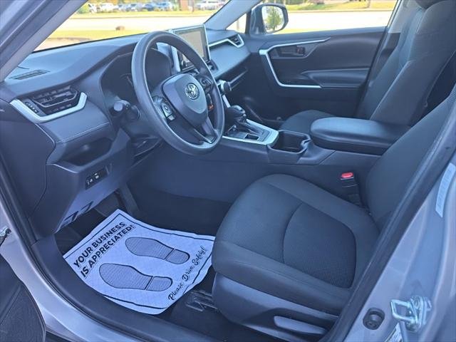 Certified Used 2025 SILVER SKY METALLIC Toyota  image 8