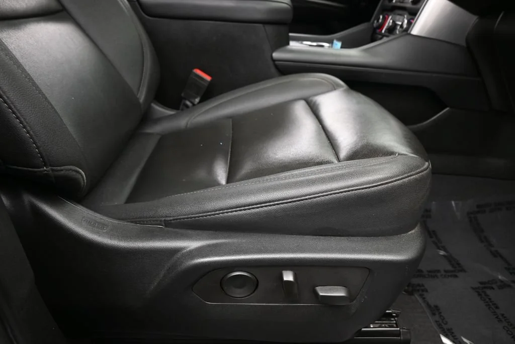Used 2022 MIDNIGHT BLUE METALLIC Chevrolet Z71 image 55