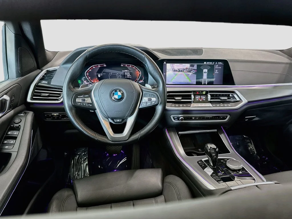 Used 2021  BMW xDrive40i image 26