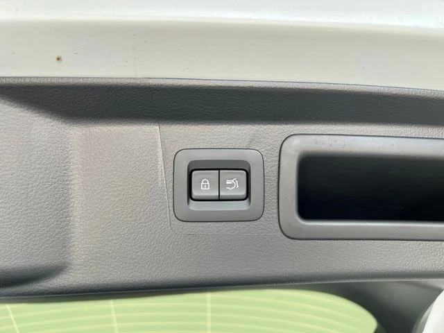 New 2026 Wind Chill Pearl Mazda Premium AWD image 37