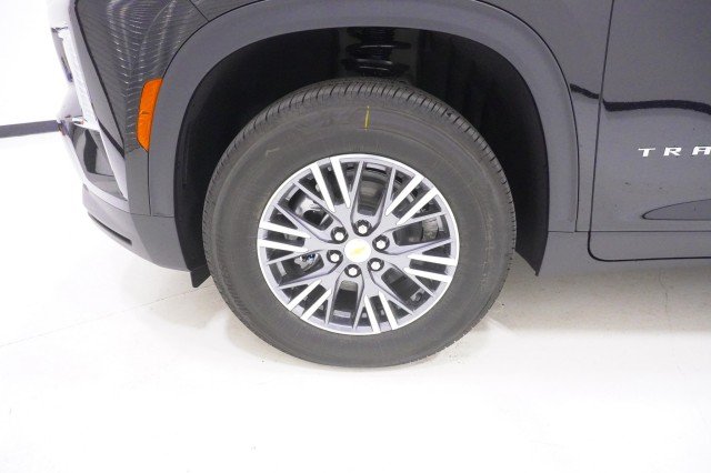 2025 Chevrolet Traverse LT - Photo 14