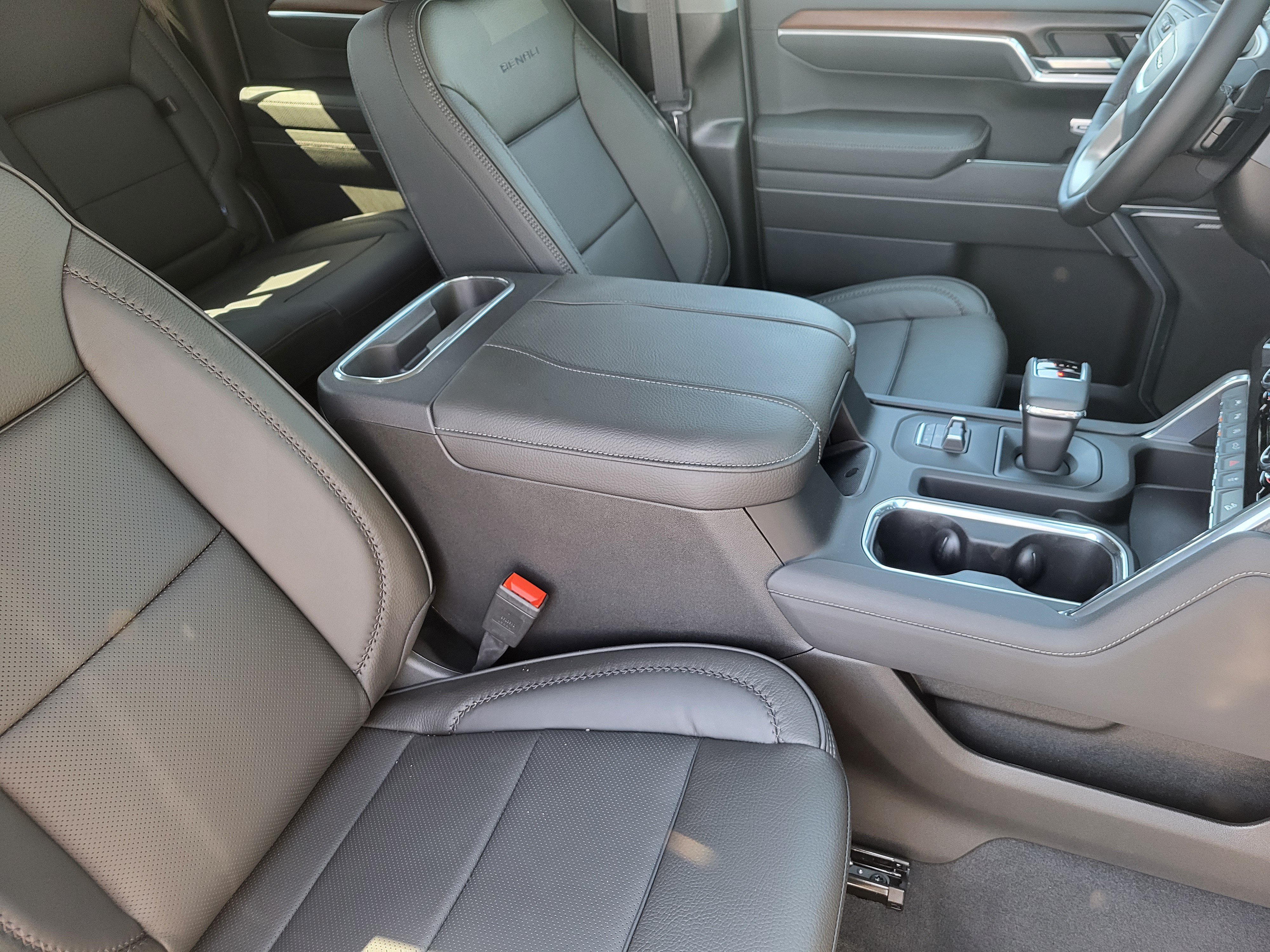 2026 GMC Sierra 1500 Denali - Photo 13