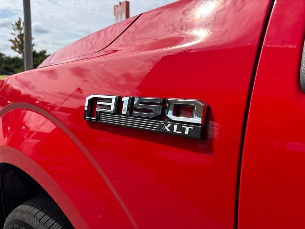 Used 2019 Red Ford XLT image 4