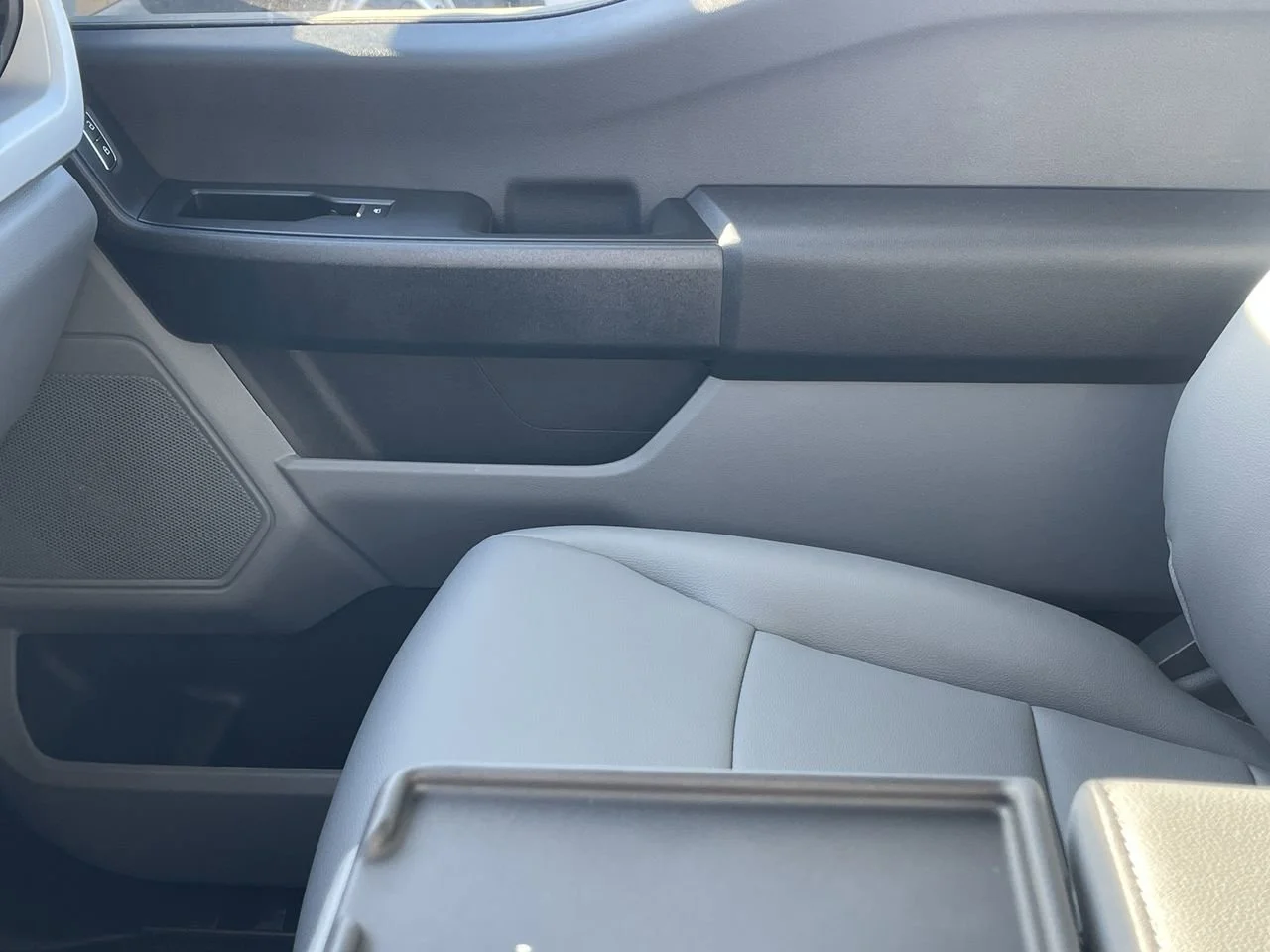 New 2026 Oxford White Ford XL image 21