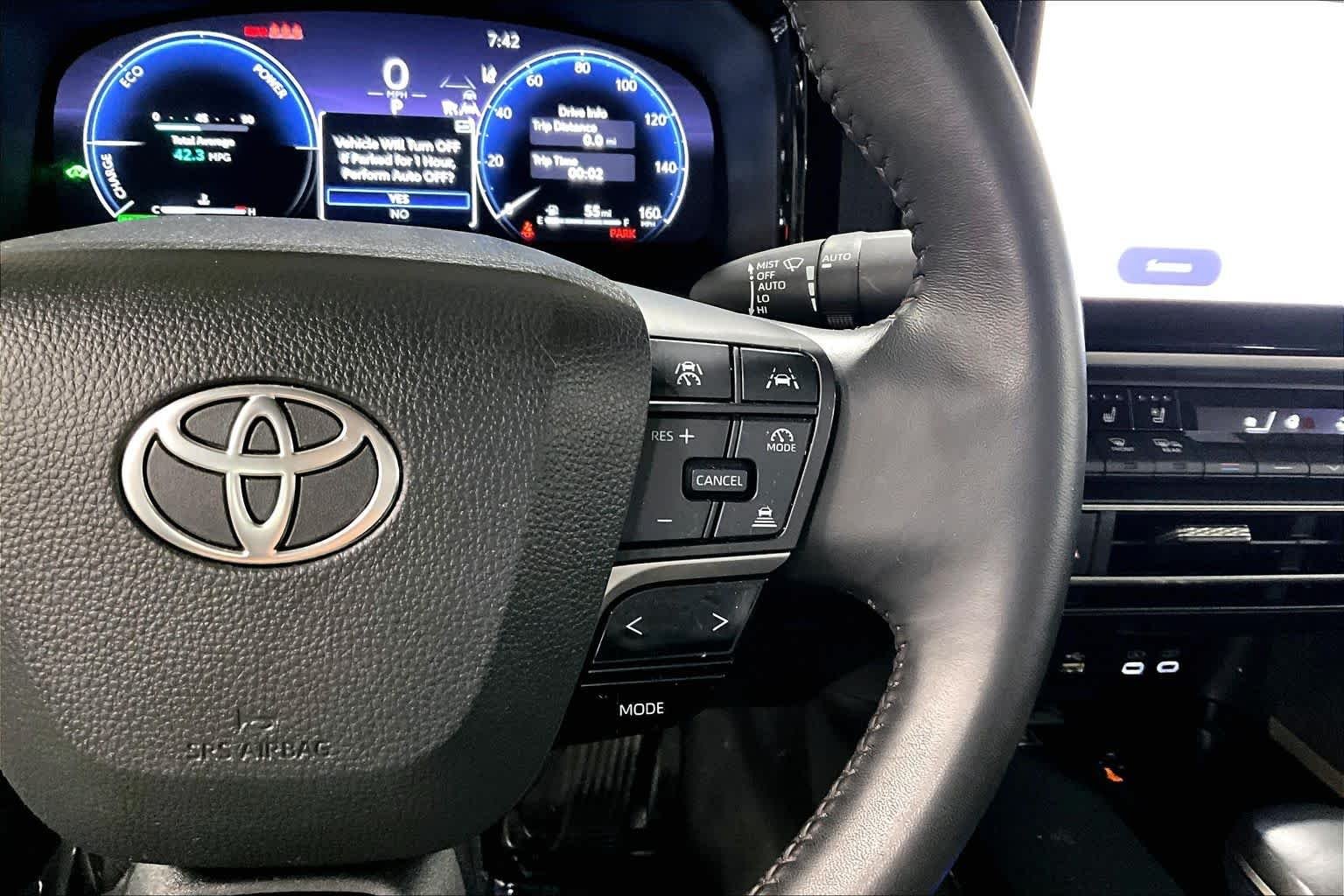 Used 2025 Midnight Black Metallic Toyota XLE image 25