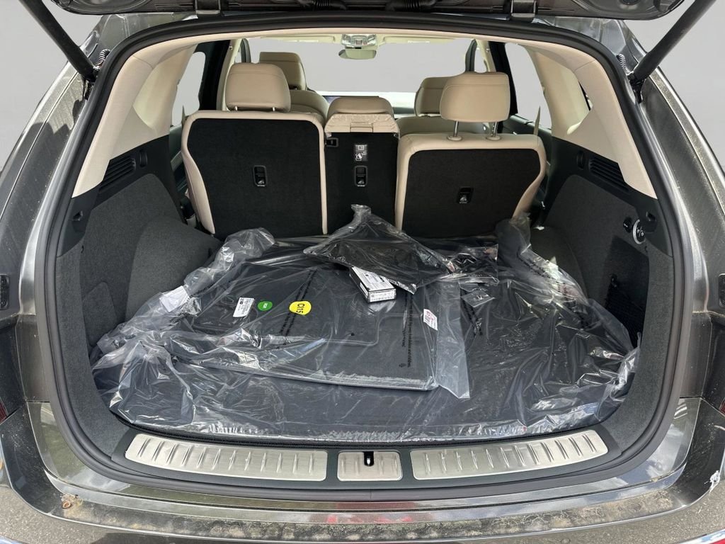 New 2026 Gray Genesis 2.5T image 23