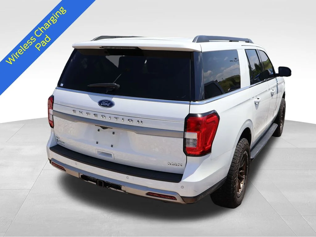 Used 2024 White Metallic Ford XLT image 17