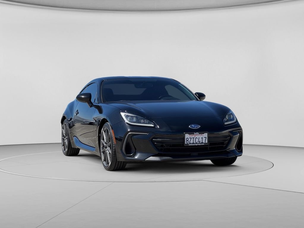 Used 2022 Crystal Black Silica Subaru Limited image 4