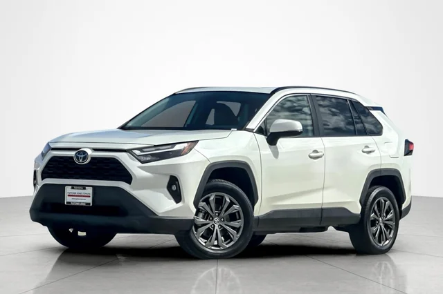 2022 Toyota RAV4 Hybrid XLE Premium