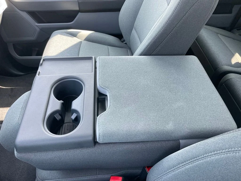 New 2026 Carbonized Gray Metallic Ford XLT image 39