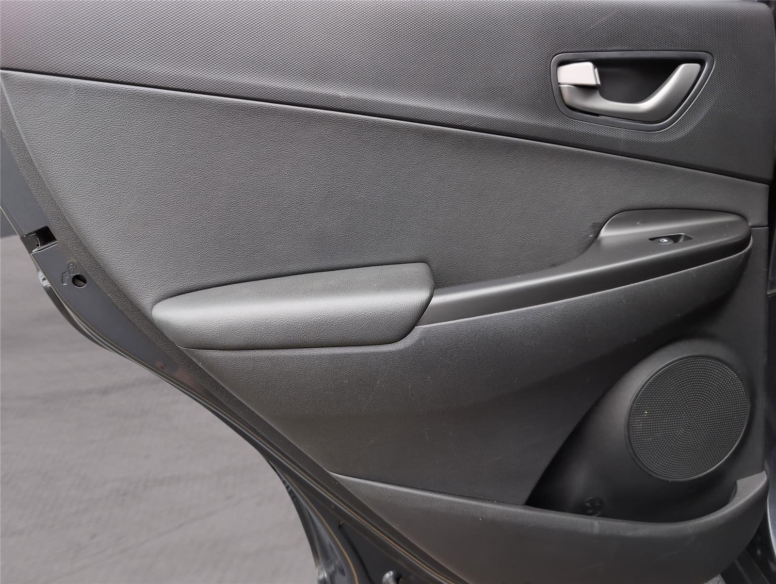Used 2020 Thunder Gray Hyundai Ultimate image 34