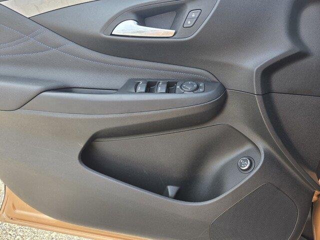 Used 2024 Copper Ice Metallic Buick Sport Touring image 21