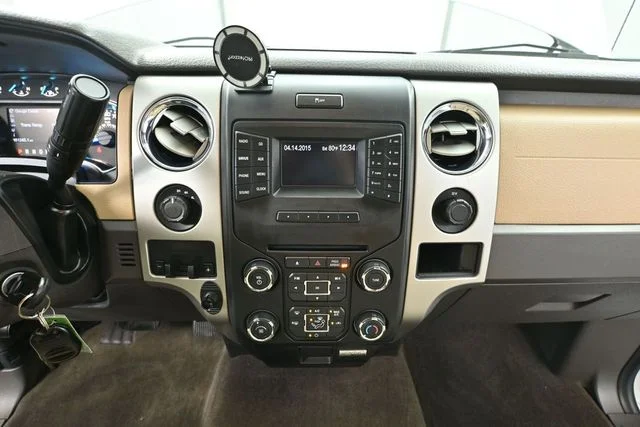 Used 2013 White Ford XLT image 21
