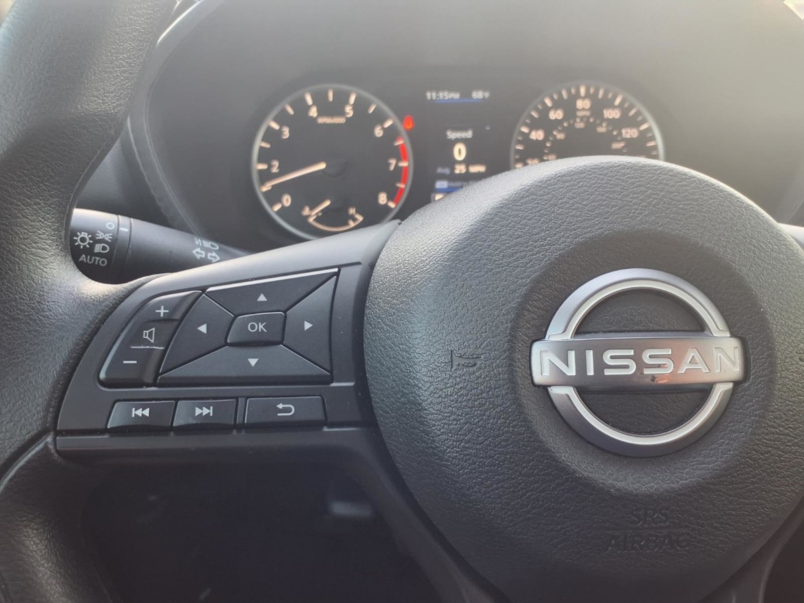 2025 Nissan Sentra photo 19 of 25