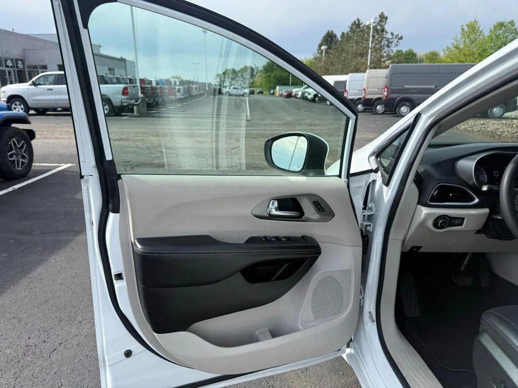 Certified Used 2023 White Chrysler Touring L image 10
