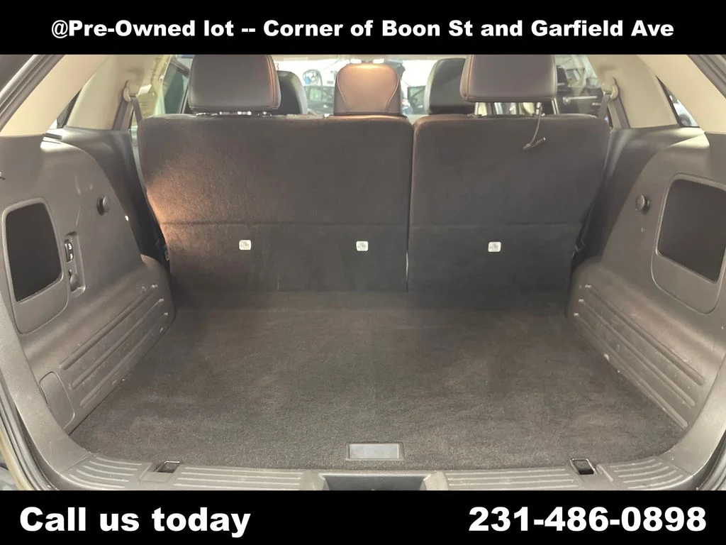 Used 2013  Ford SEL image 27