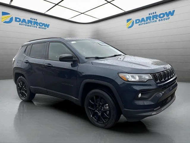 New 2026 Fathom Blue Pearl-Coat Exterior Paint Jeep Latitude image 7