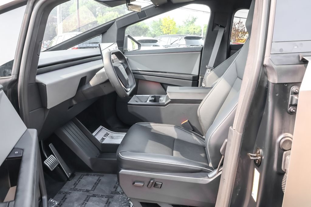Used 2024 Silver Tesla Base image 4