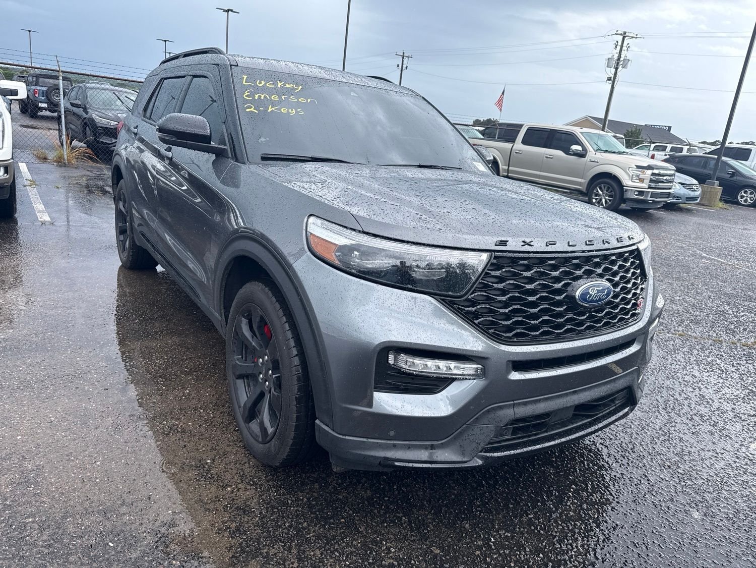 2023 Ford Explorer ST 4WD's photo