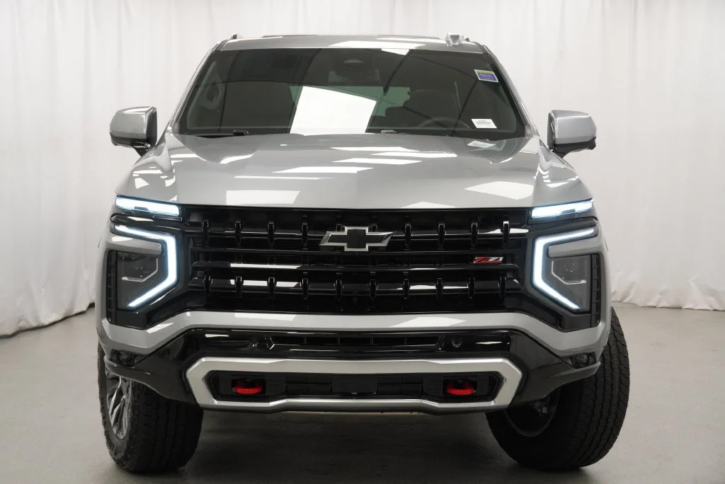 New 2026 Sterling Gray Metallic Chevrolet Z71 image 35