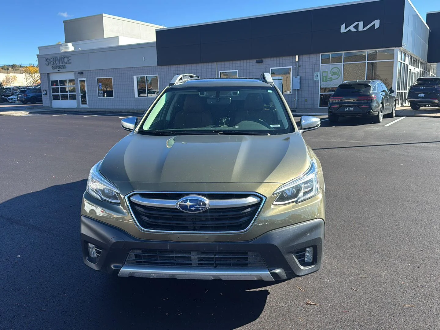 Used 2020 GREEN SUBARU TOURING XT image 3